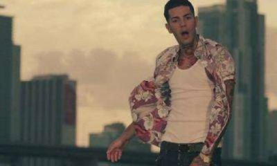 Emis Killa è Wow, se lo dice da solo? o glielo dicono gli altri?